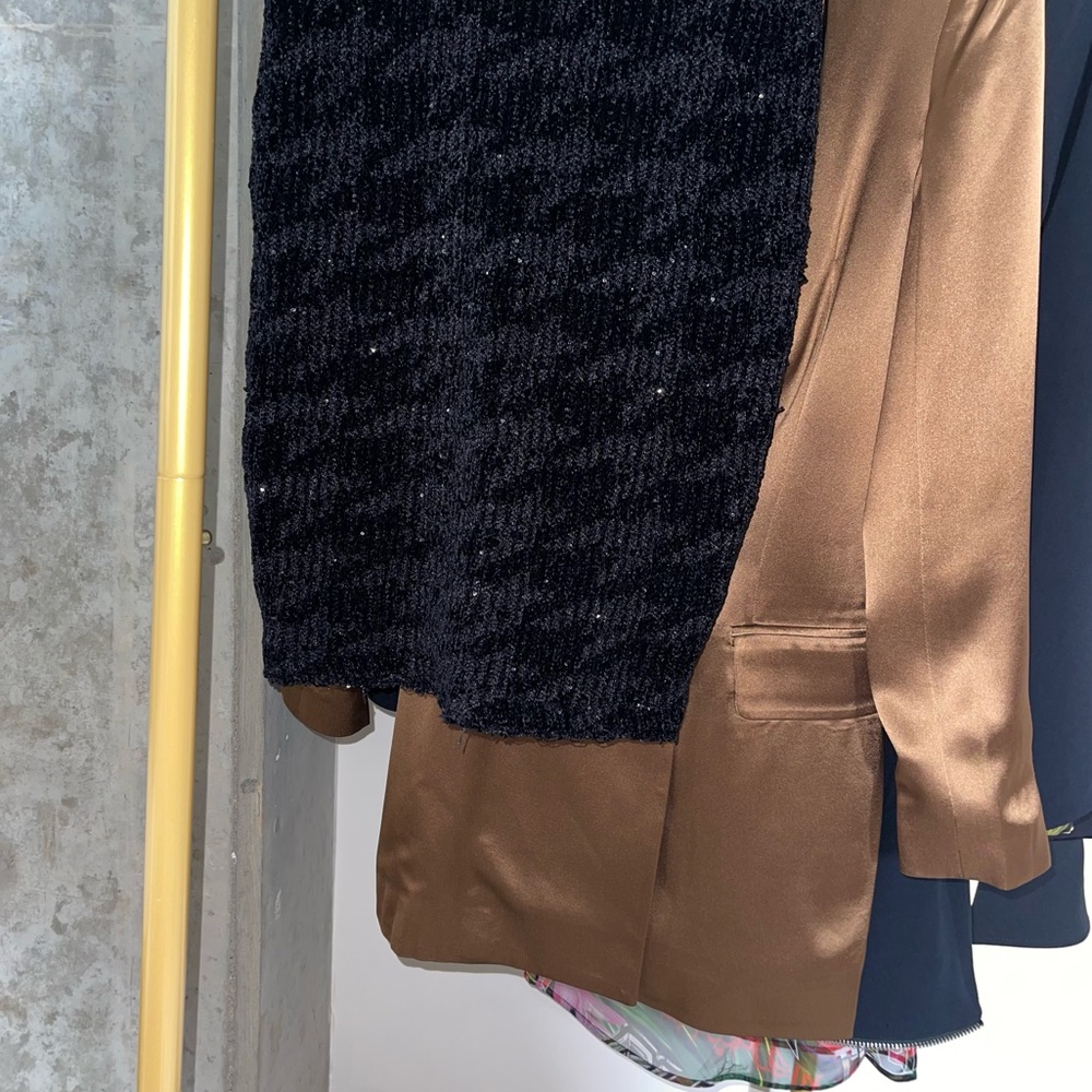 Balmain Black Sequin-Embellished Houndstooth Stretch-Knit Skirt - Picture 11 of 16